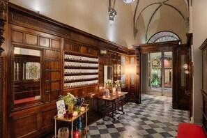 Interior - NH Collection Firenze Porta Rossa (Florence)