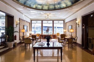 Εγκαταστάσεις συνεδριάσεων