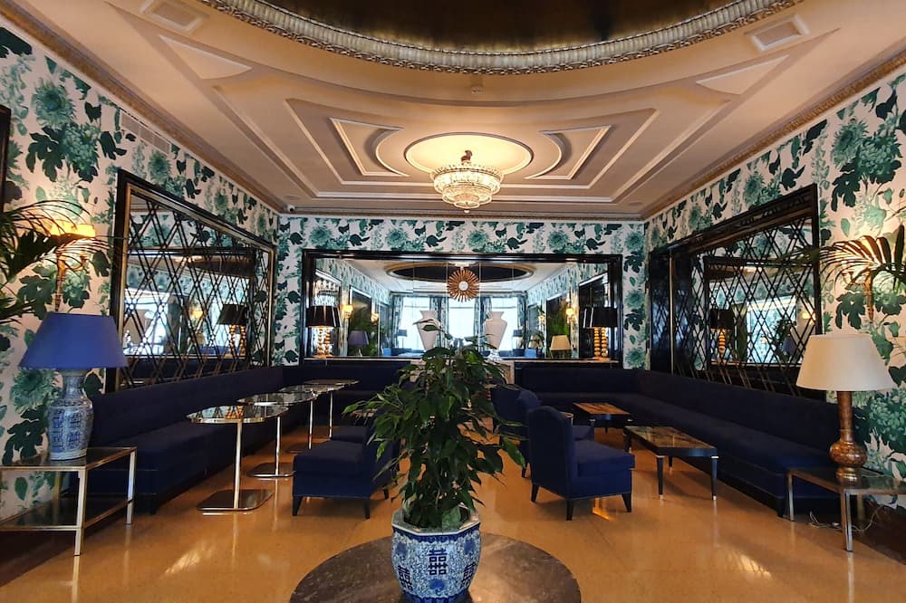 Hotel Principe Pio