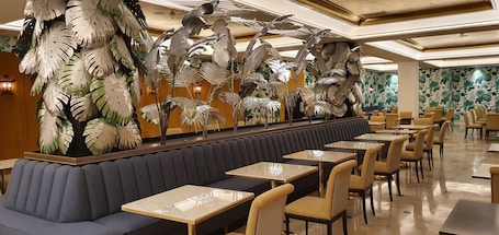 Restaurante. Hotel Principe Pio