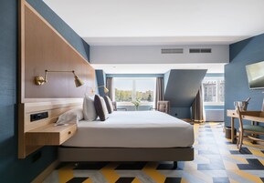 Σουίτα | Μίνι μπαρ, χρηματοκιβώτιο στο δωμάτιο, μοναδική διακόσμηση, γραφε ίο 