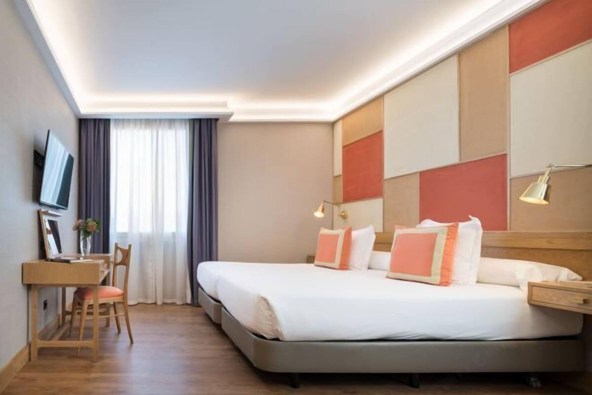 Minibar, in-room safe, desk, blackout curtains