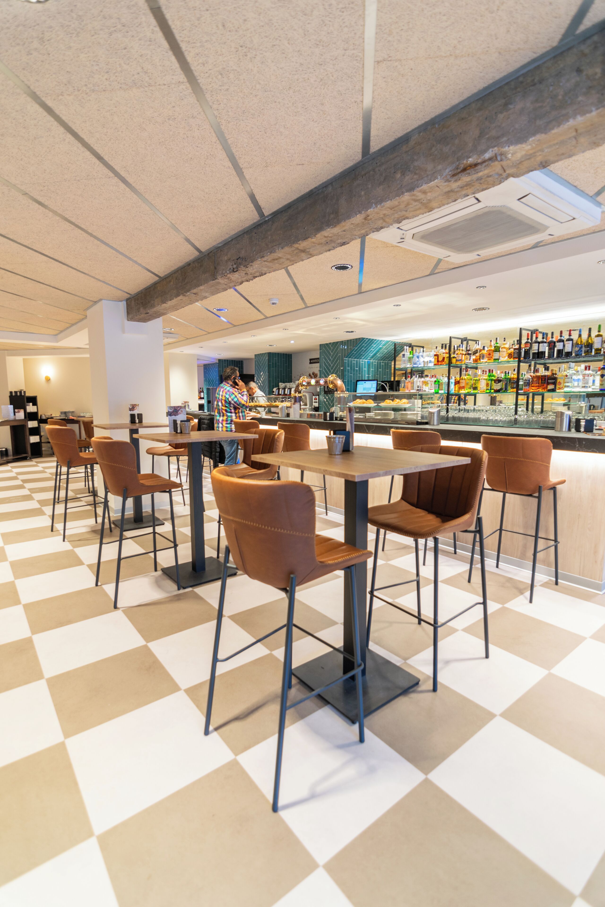 daily buffet breakfast (eur 10 per person)