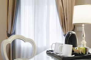Coffee and/or coffee maker - Hotel Rapallo (Florence)