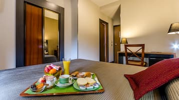 Premium bedding, Select Comfort beds, minibar, in-room safe