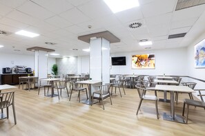 Buffet breakfast on weekends (EUR 10 per person)