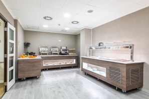 Buffet breakfast for a fee on weekends - Sweet Hotel Renasa (Valencia)