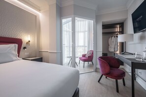 Minibar, caja de seguridad en la habitación y sistema de insonorización 