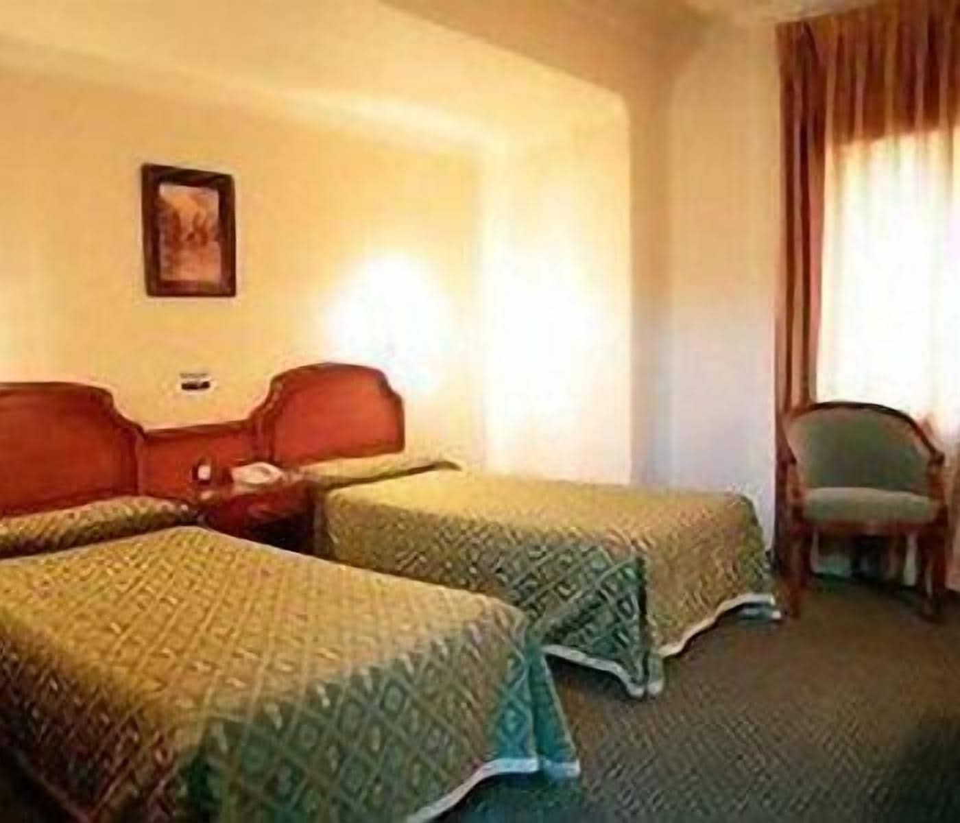 In-room safe, desk, WiFi