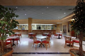 Bar (in der Unterkunft)