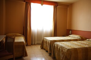 Desk, blackout drapes, iron/ironing board, free WiFi