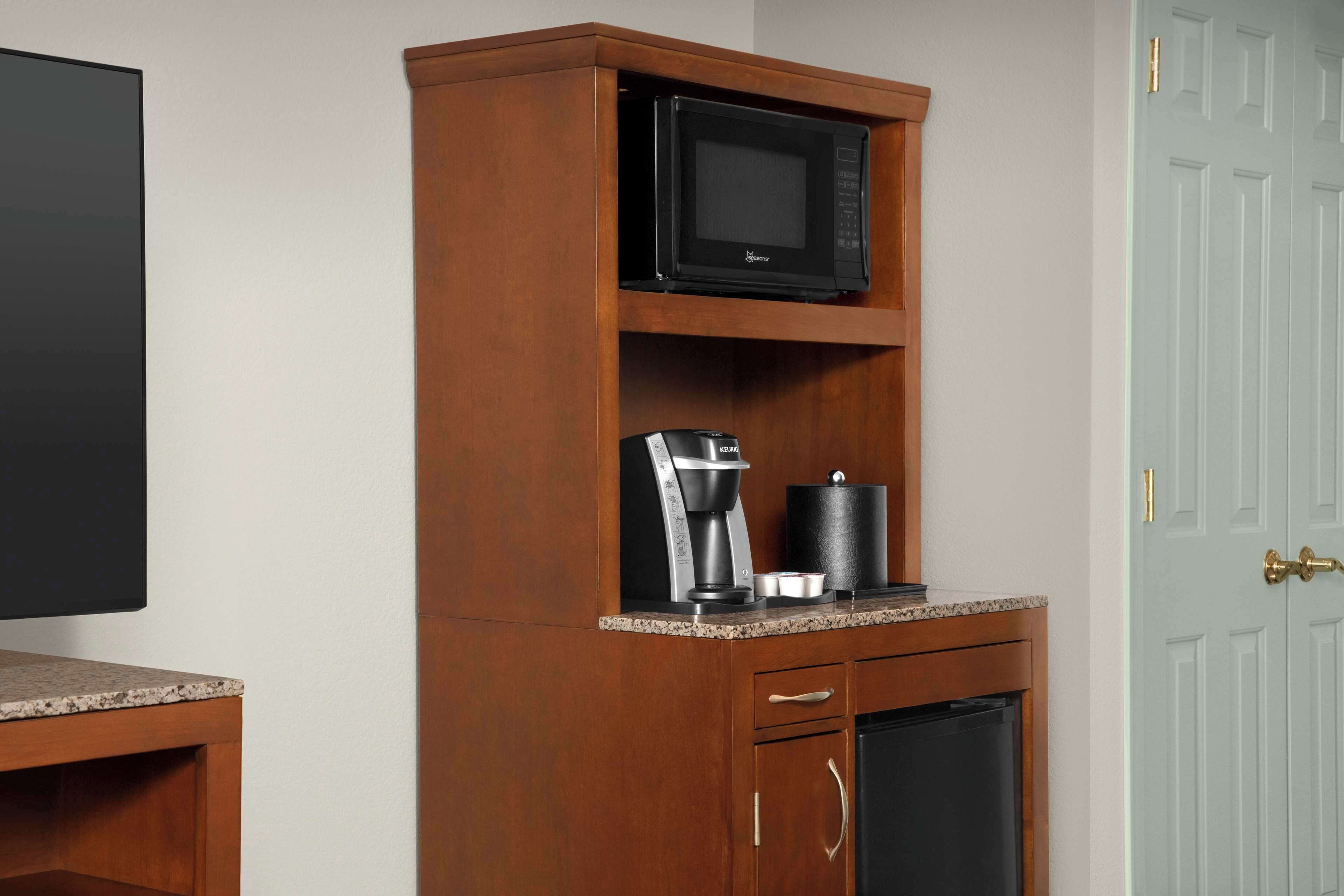 in-room safe, iron/ironing board, rollaway beds, free wifi