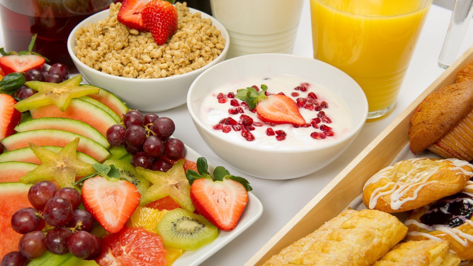 daily full breakfast (usd 15 per person)