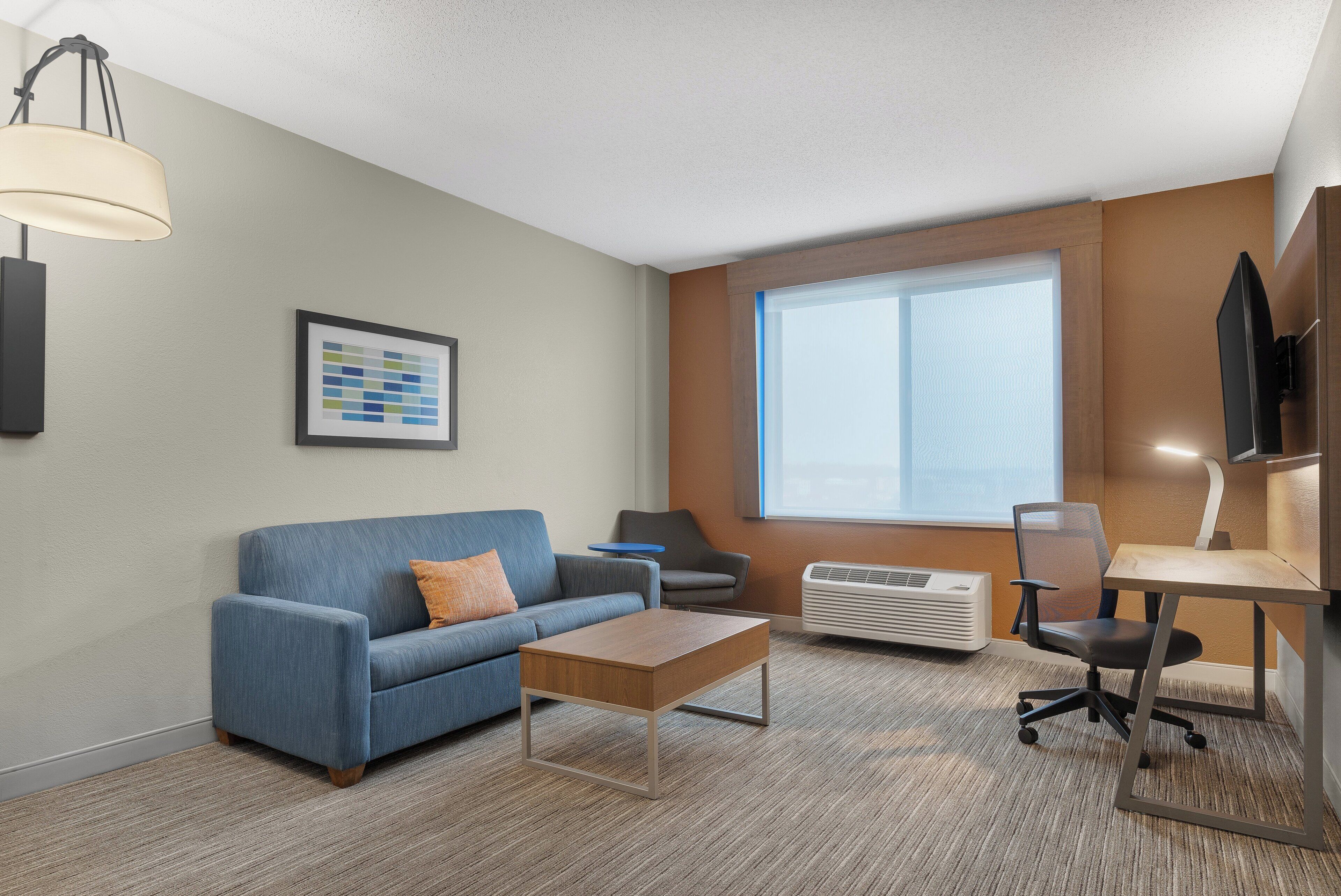 hypo-allergenic bedding, in-room safe, desk, blackout curtains