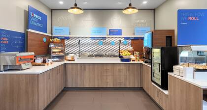 Holiday Inn Express Coralville by IHG