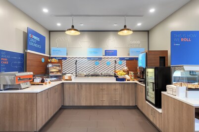 Holiday Inn Express Coralville by IHG