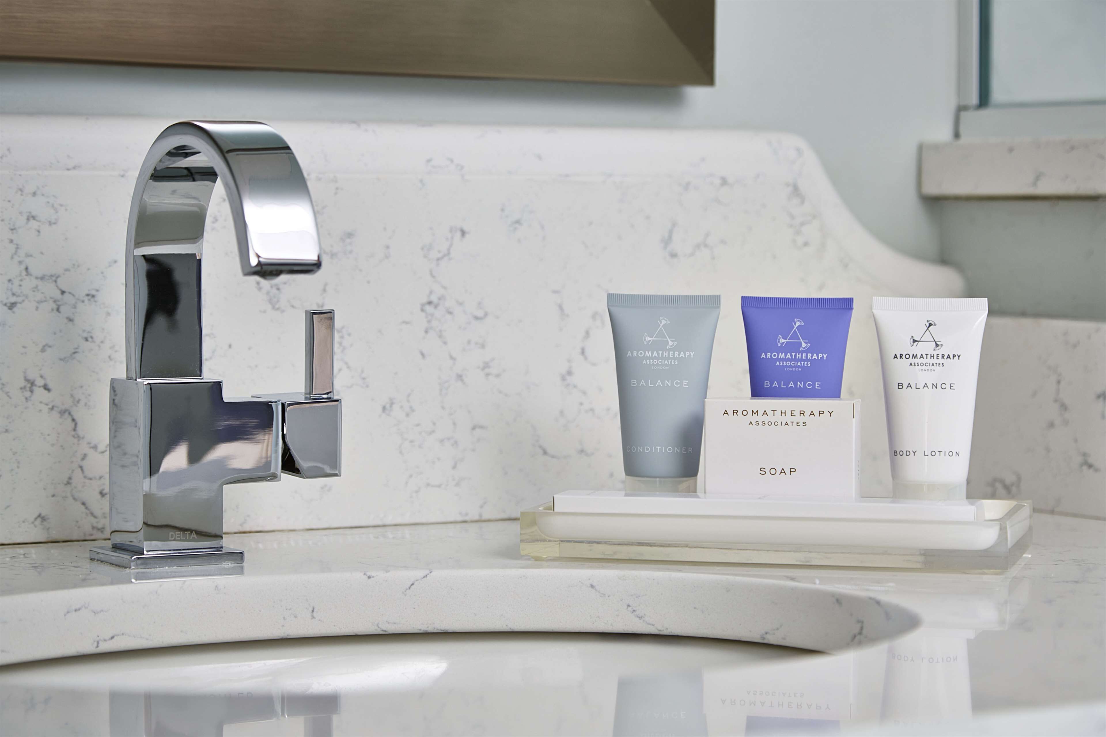 combined shower/bathtub, free toiletries, hair dryer, towels