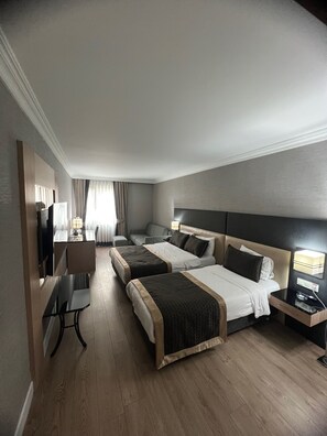 Family Quadruple Room, No View | Minibar, in-room safe, desk, soundproofing - Darkhill Hotel (Istanbul)