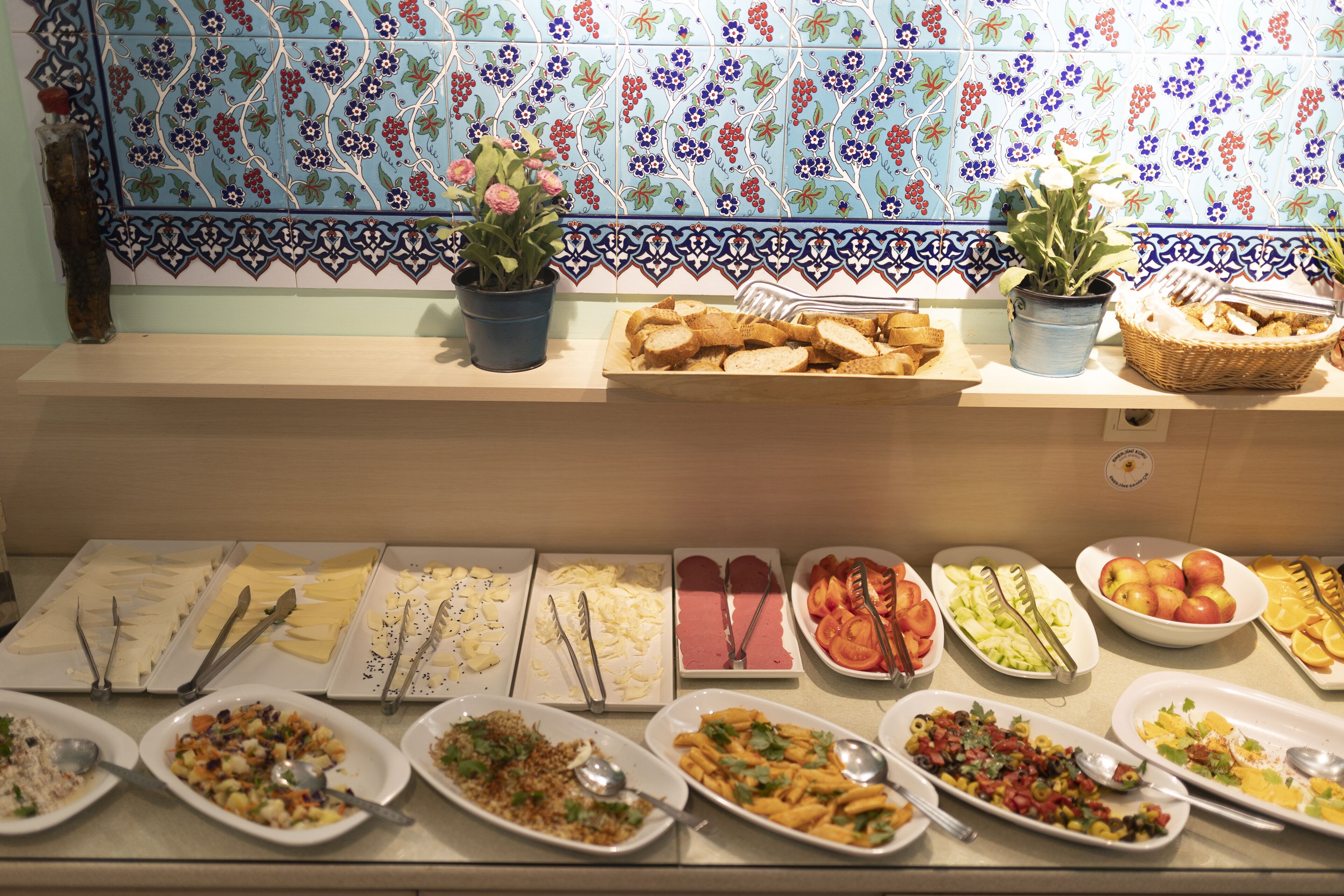 Tägliches inbegriffenes Frühstücksbuffet