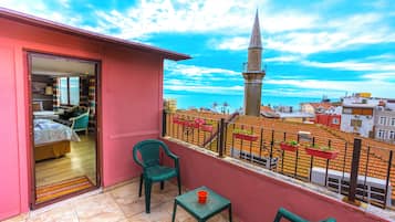 Penthouse, 2 kamar tidur (with Sea View) | Teras/patio