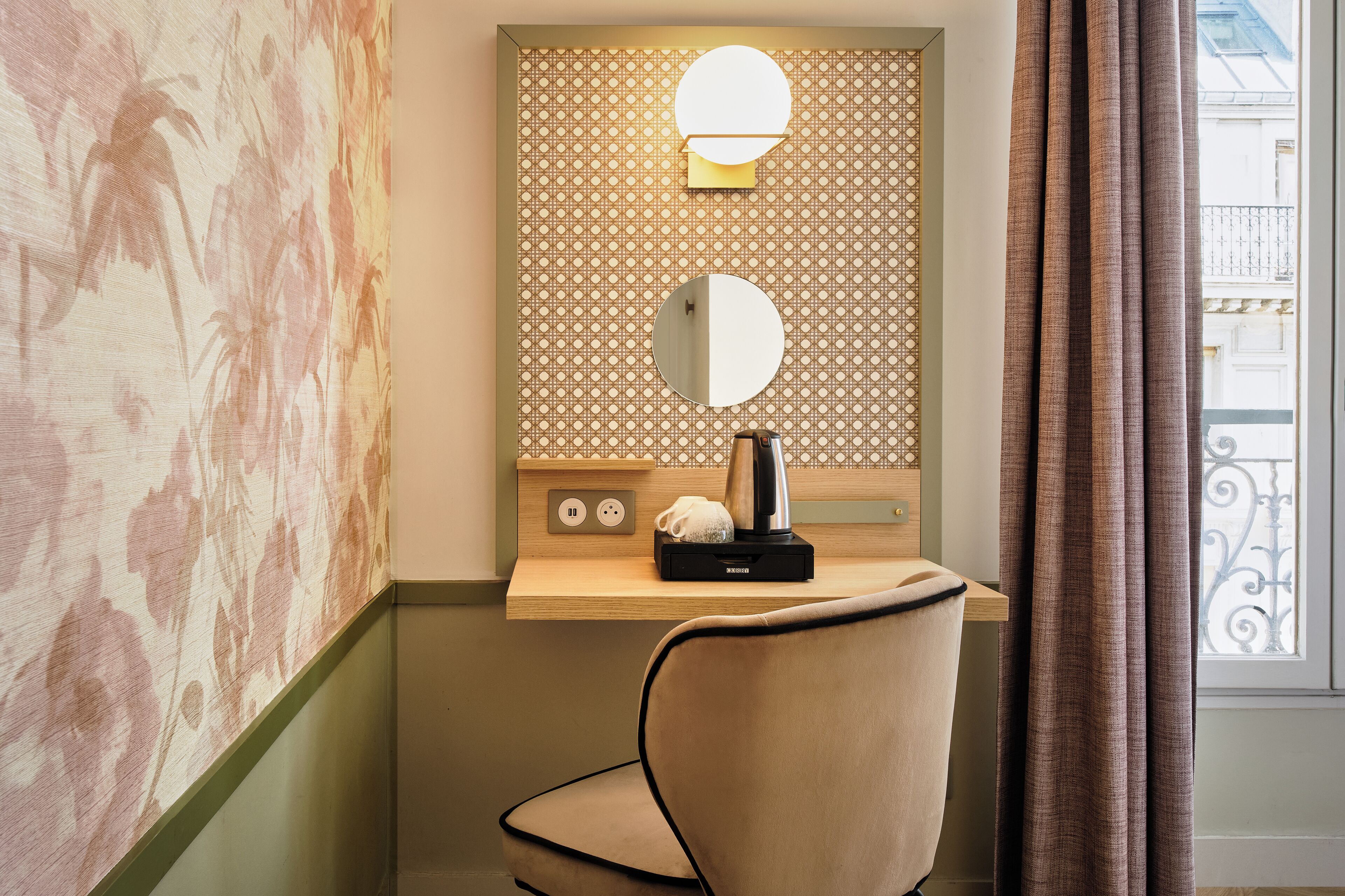 Photo - Hotel Cervantes by Happyculture