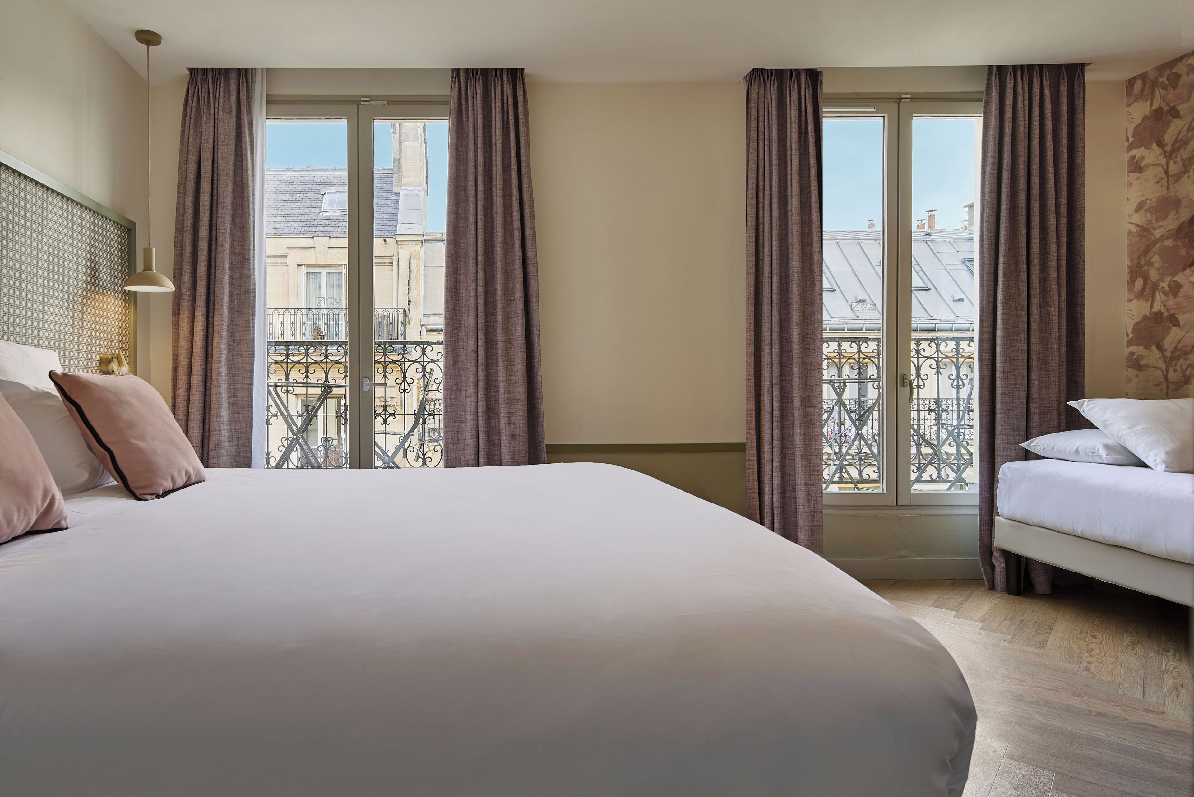 Photo - Hotel Cervantes by Happyculture