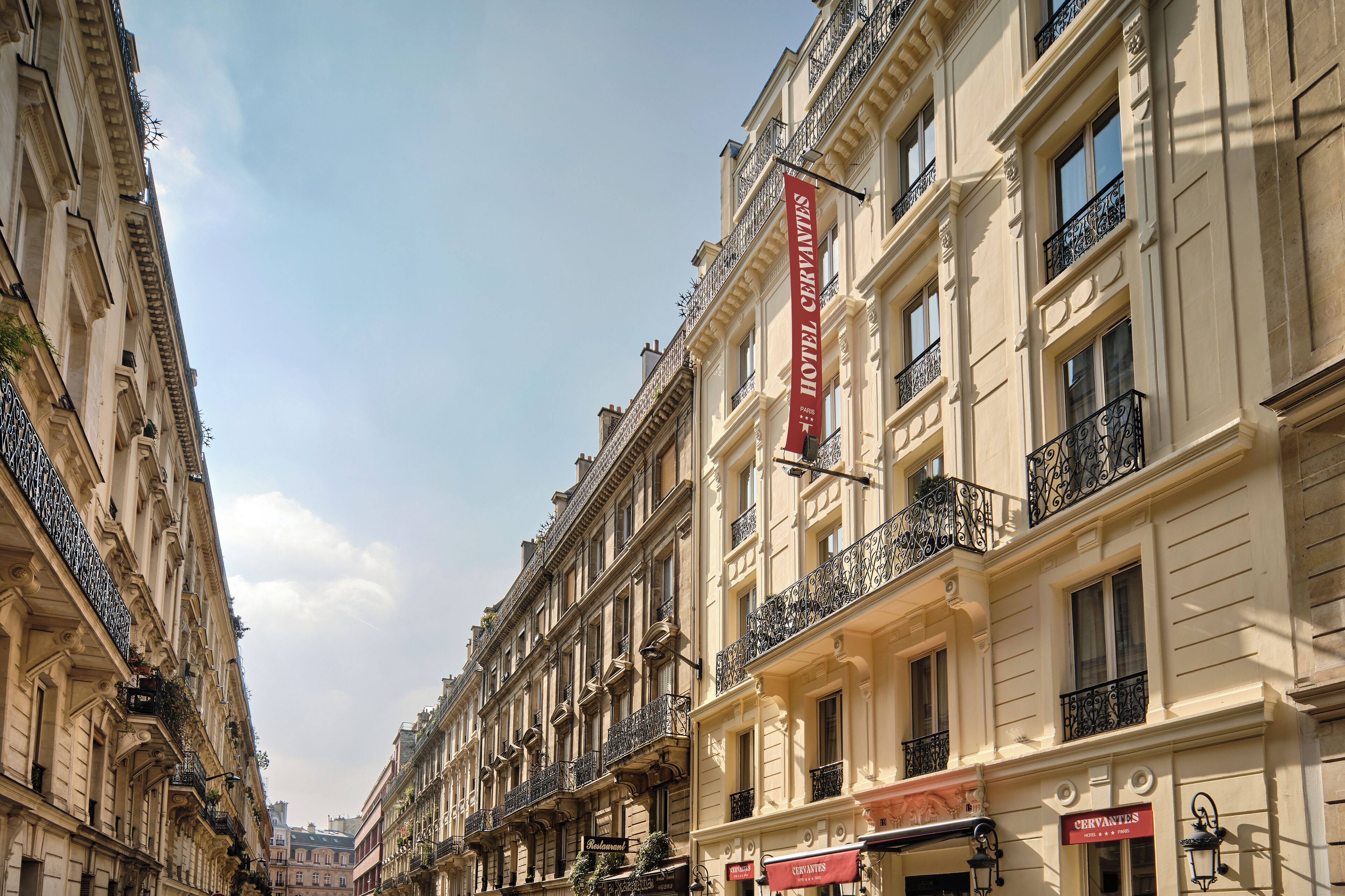 Photo - Hotel Cervantes by Happyculture