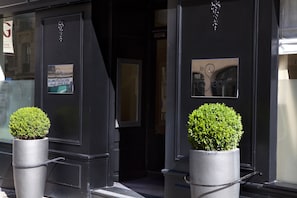 Entrée de l’hébergement