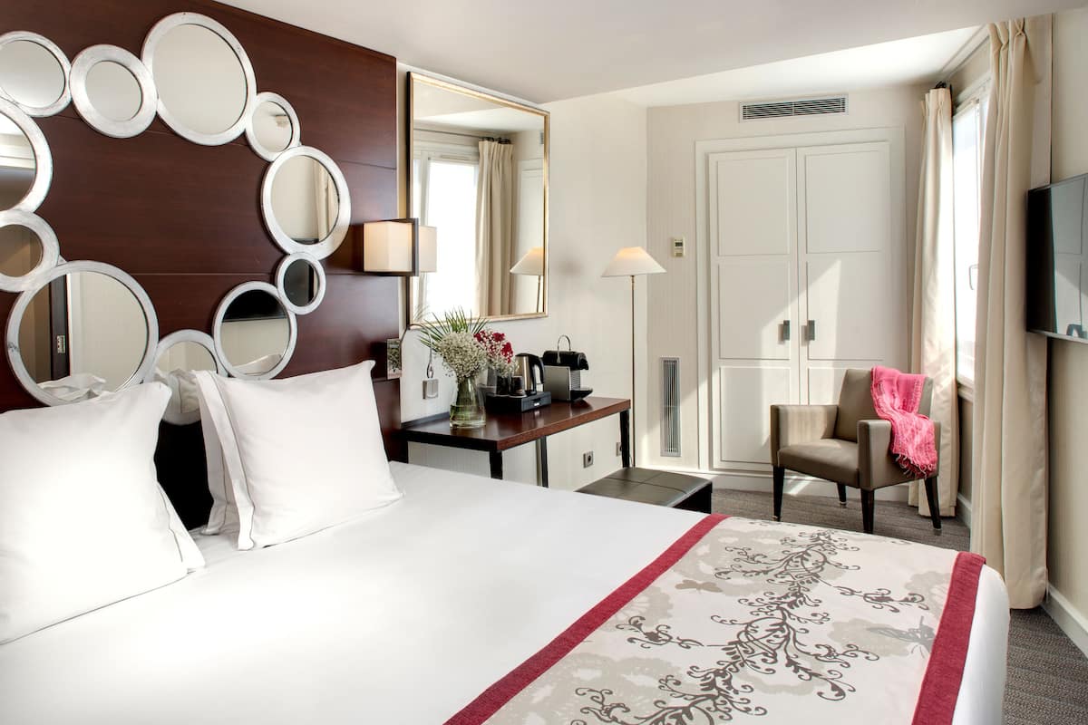 Suite | Minibar, una cassaforte in camera, una scrivania, Wi-Fi gratuito