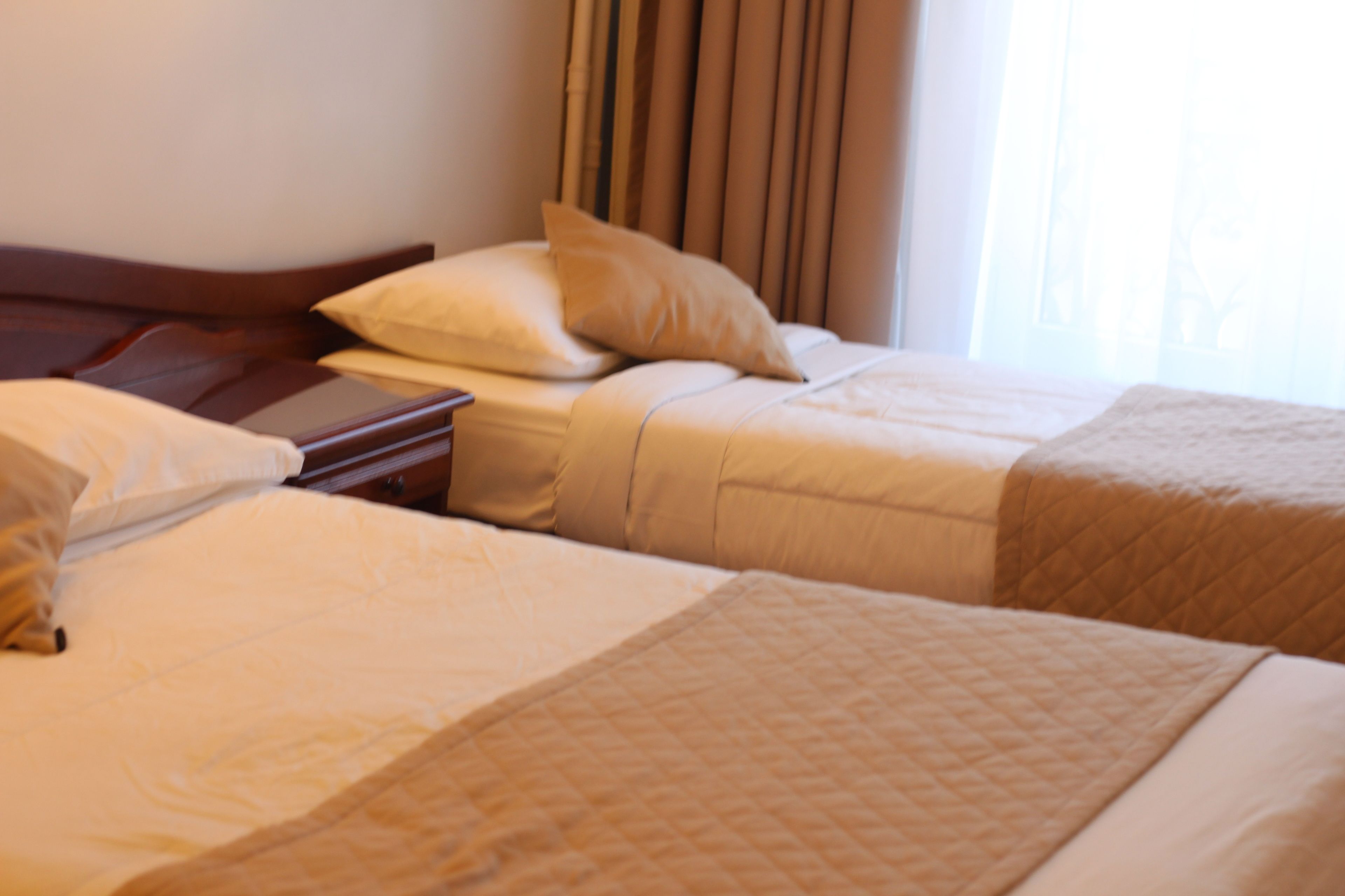 triple room | 1 bedroom, in-room safe, desk, blackout curtains