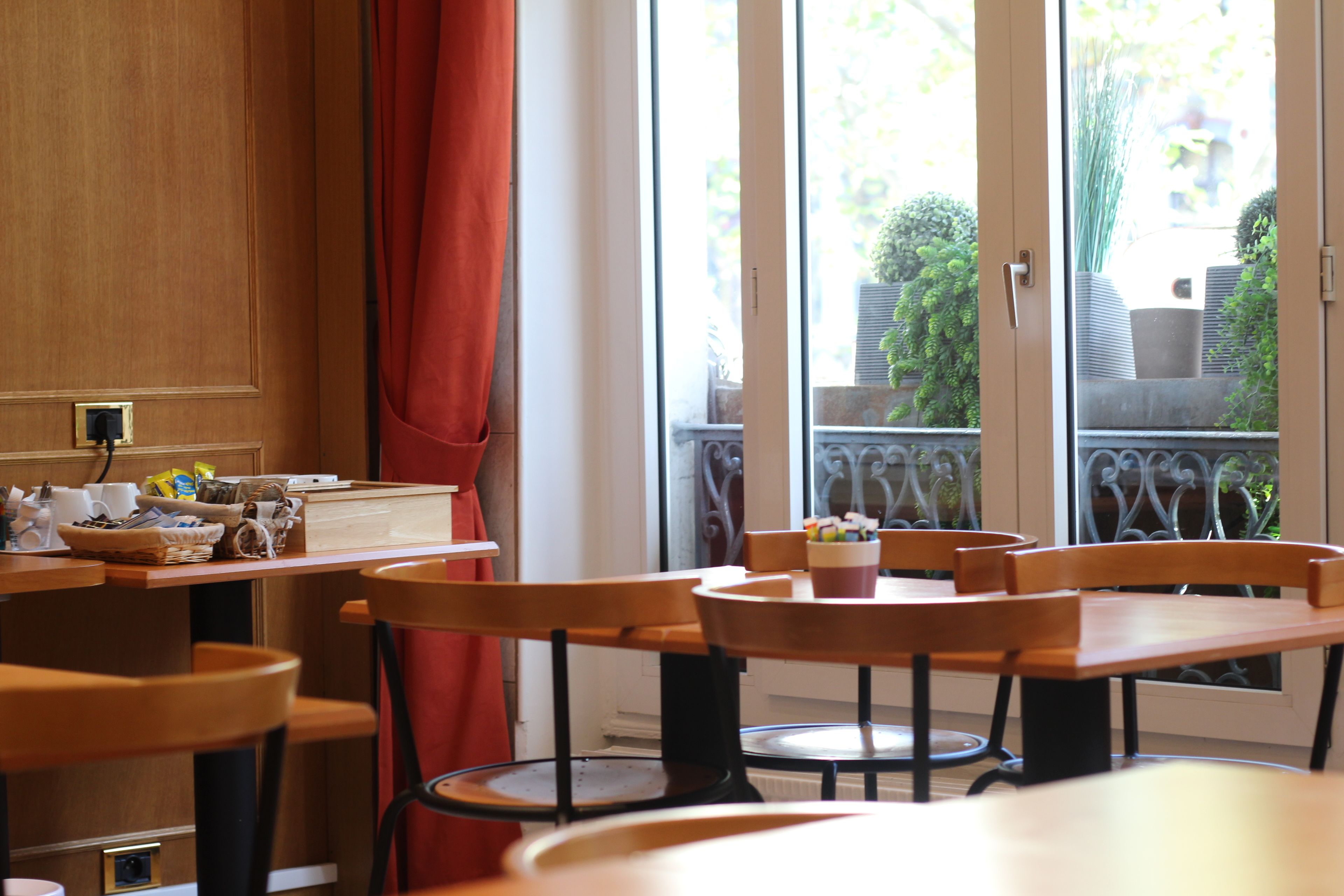 Esmorzar diari continental (9 EUR per persona) 