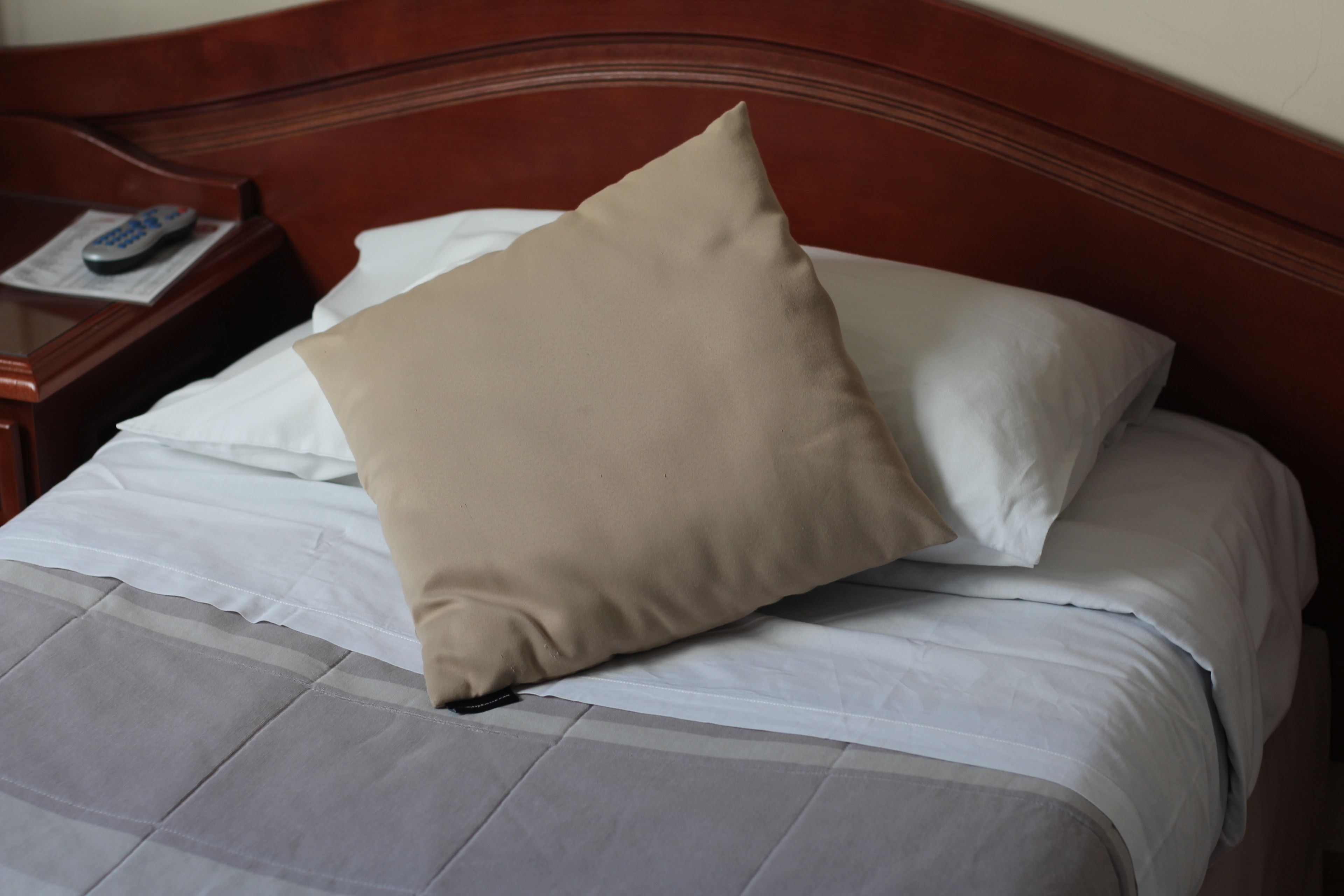 single room | 1 bedroom, in-room safe, desk, blackout curtains