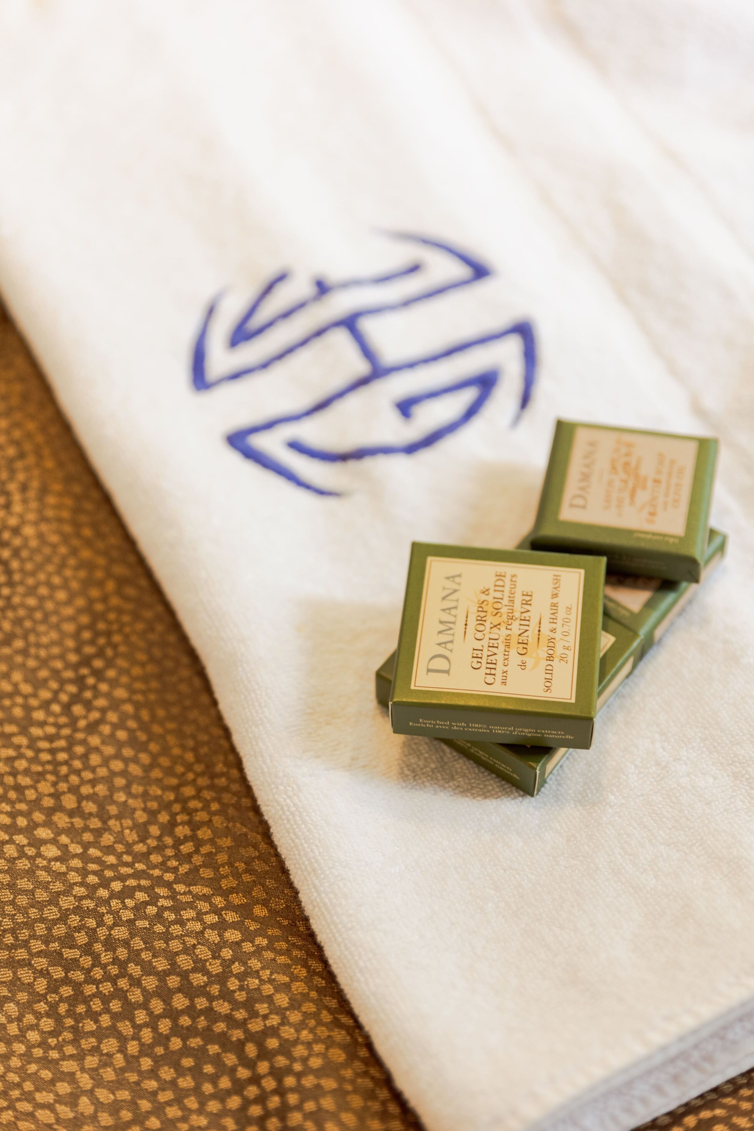 1 bedroom, premium bedding, memory-foam beds, minibar