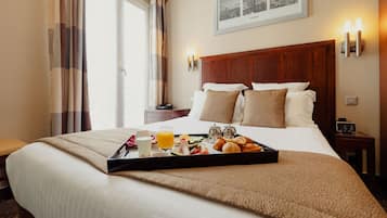 Ropa de cama de alta calidad, camas con efecto memoria y minibar