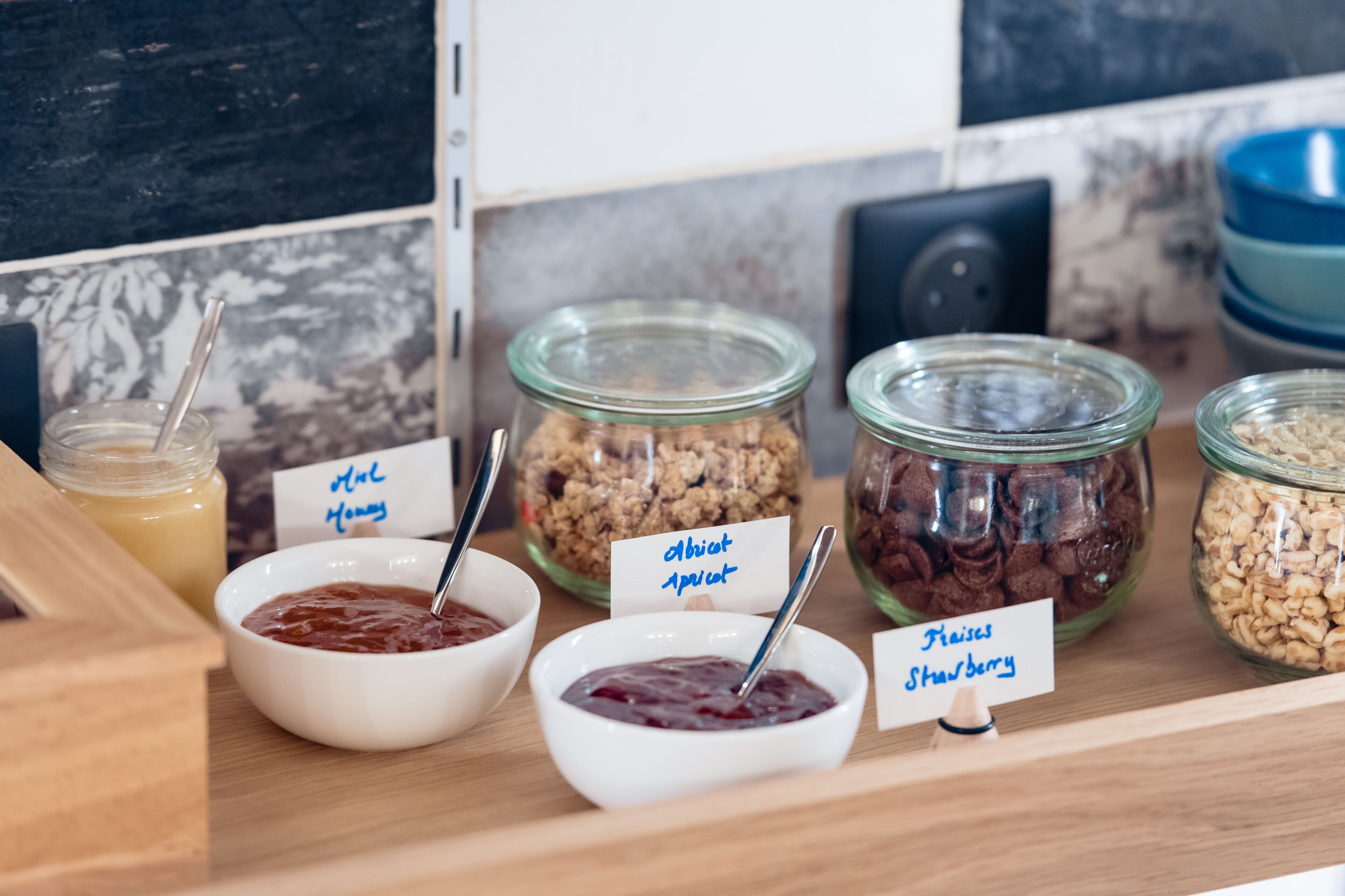 daily buffet breakfast (eur 18 per person)