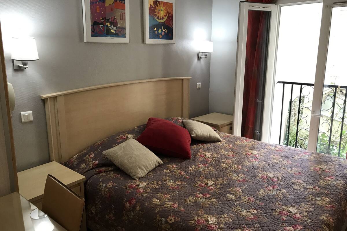 Phòng đôi hoặc 2 giường đơn | Bàn, phòng cách âm, bàn ủi/dụng cụ ủi quần áo