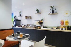 Daily buffet breakfast (EUR 17.50 per person)