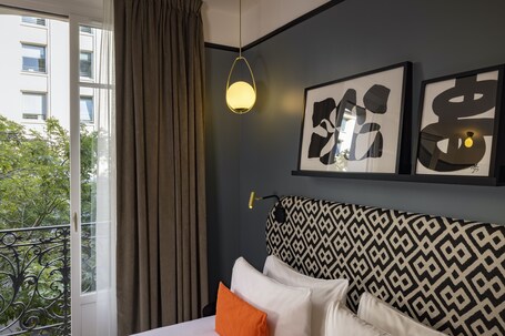 Hotel Palais De Chaillot - Image 5