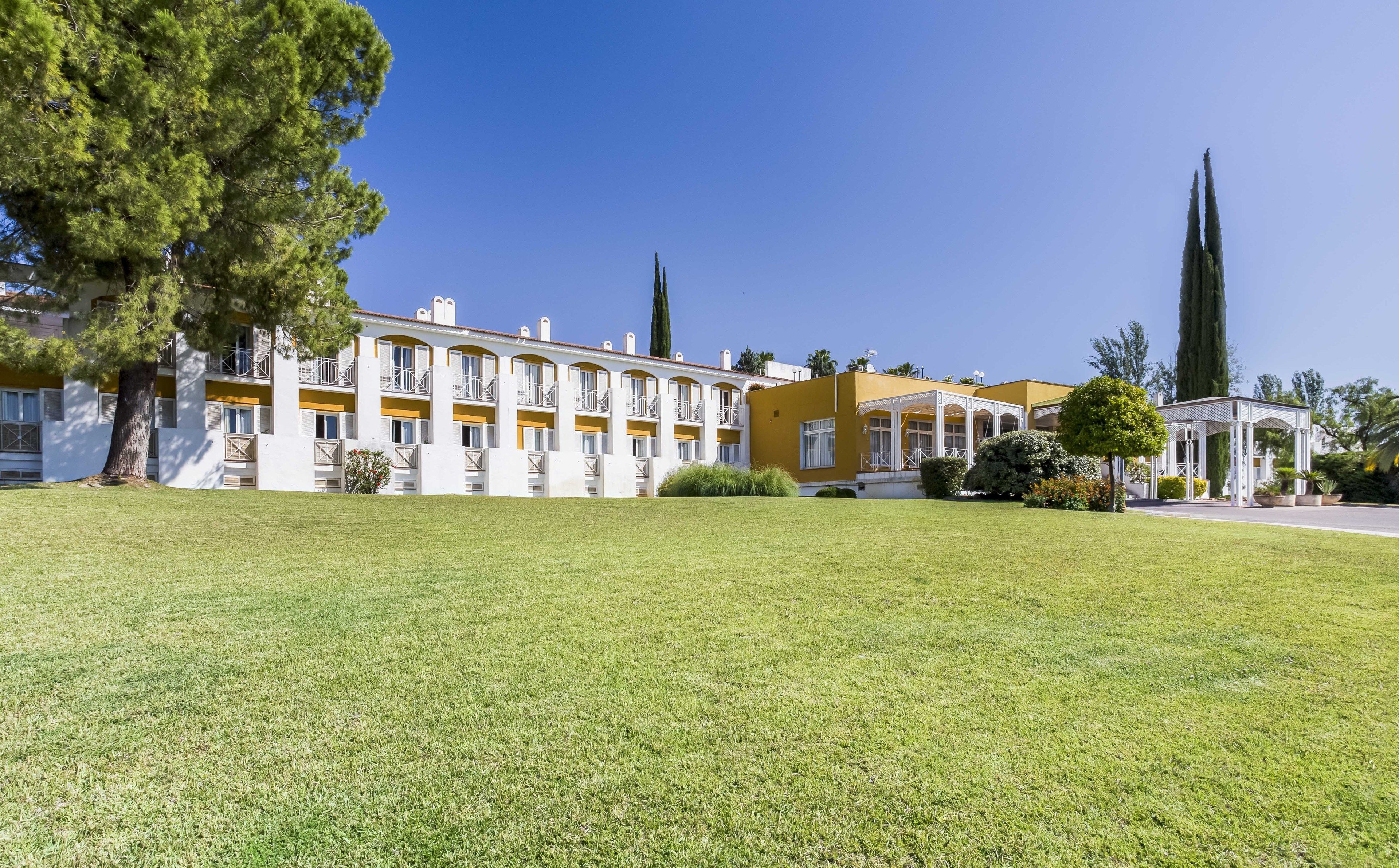 Foto - Exe Las Adelfas