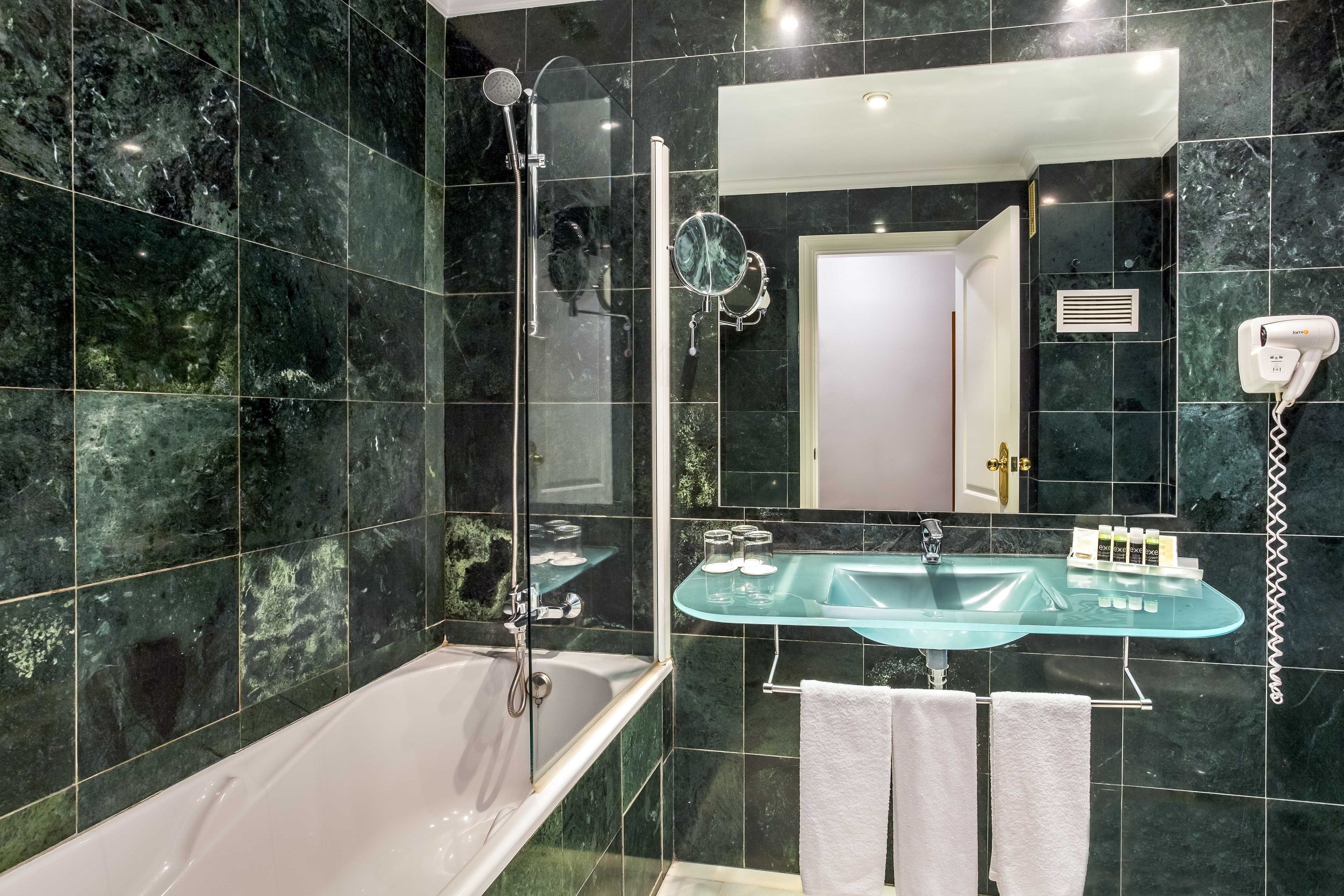 Foto - Exe Las Adelfas