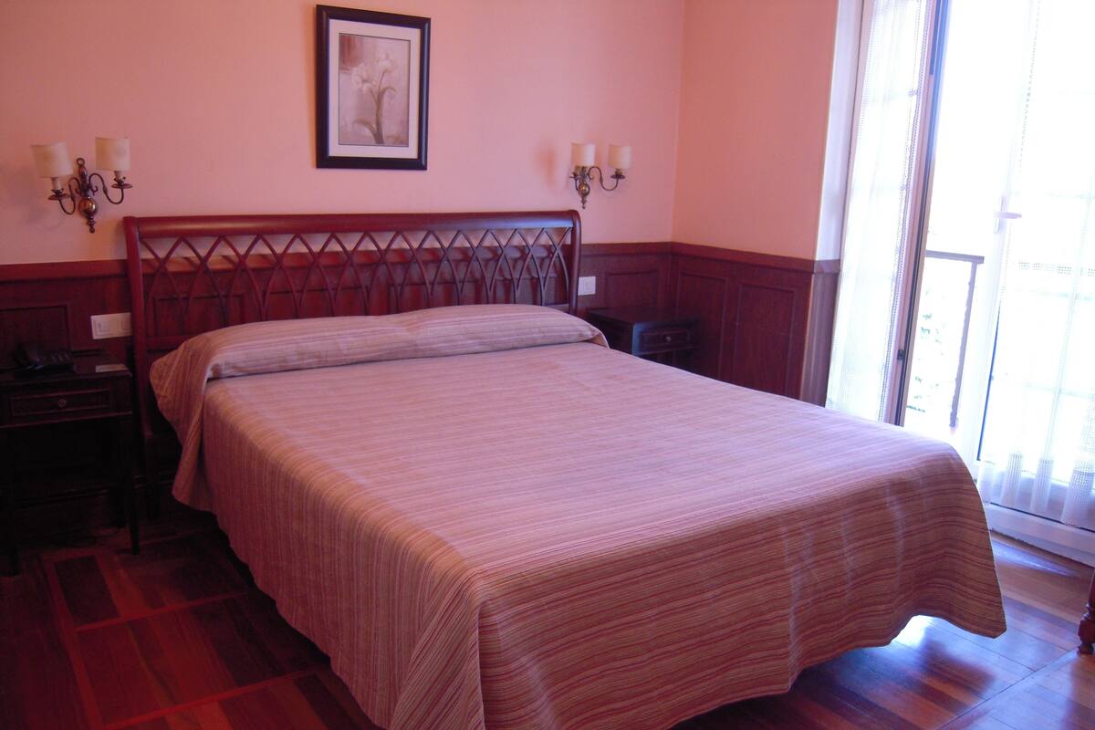 Luxe beddengoed, gratis babybedden, extra bedden (toeslag), gratis wifi