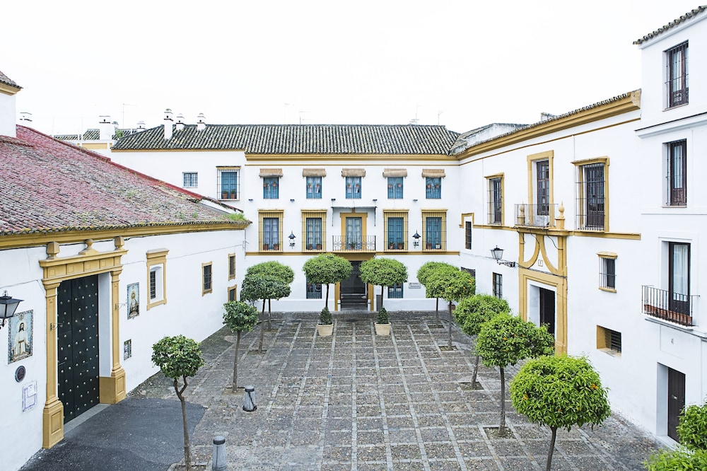 Hospes Las Casas Del Rey De Baeza by null