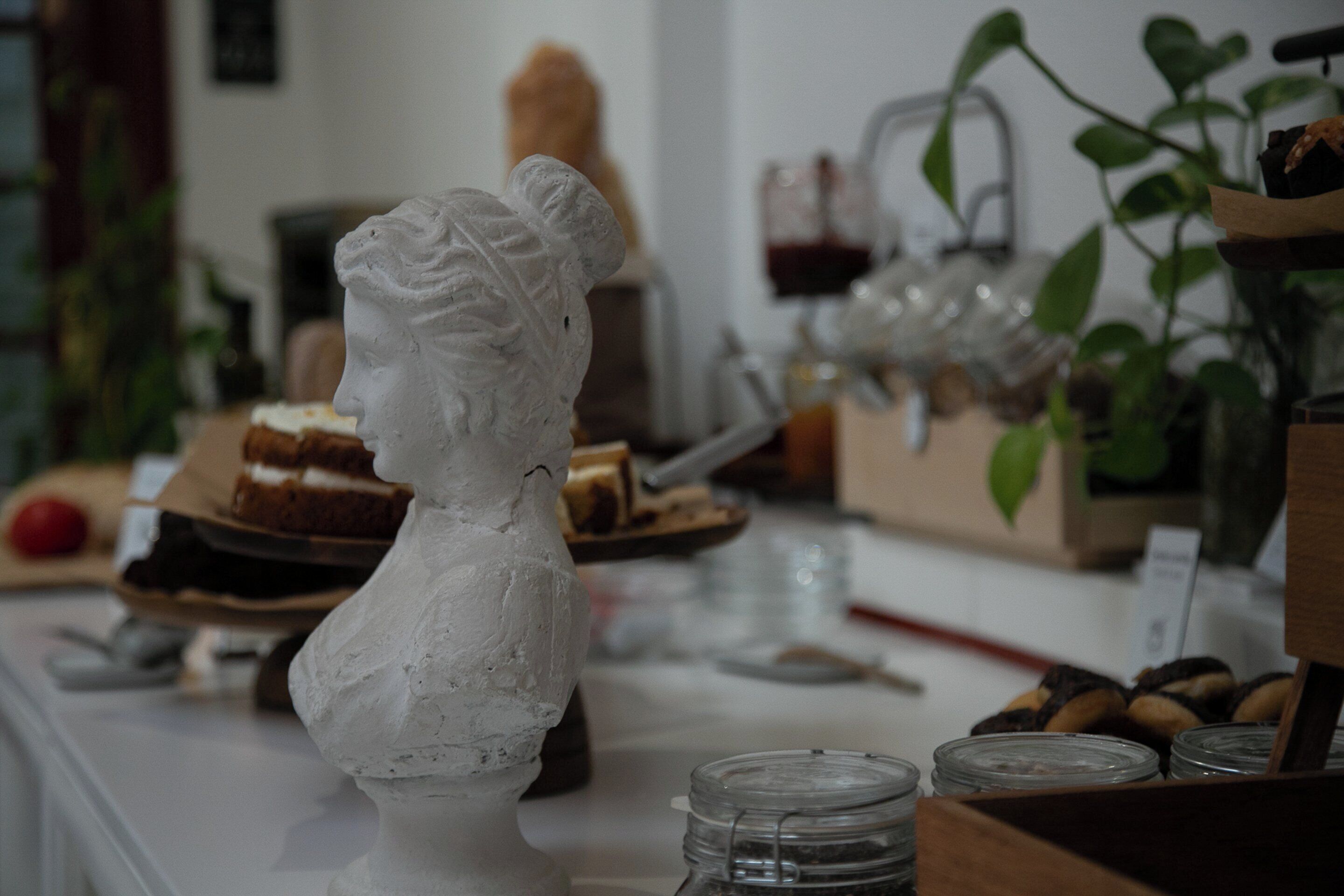 daily buffet breakfast (eur 14 per person)