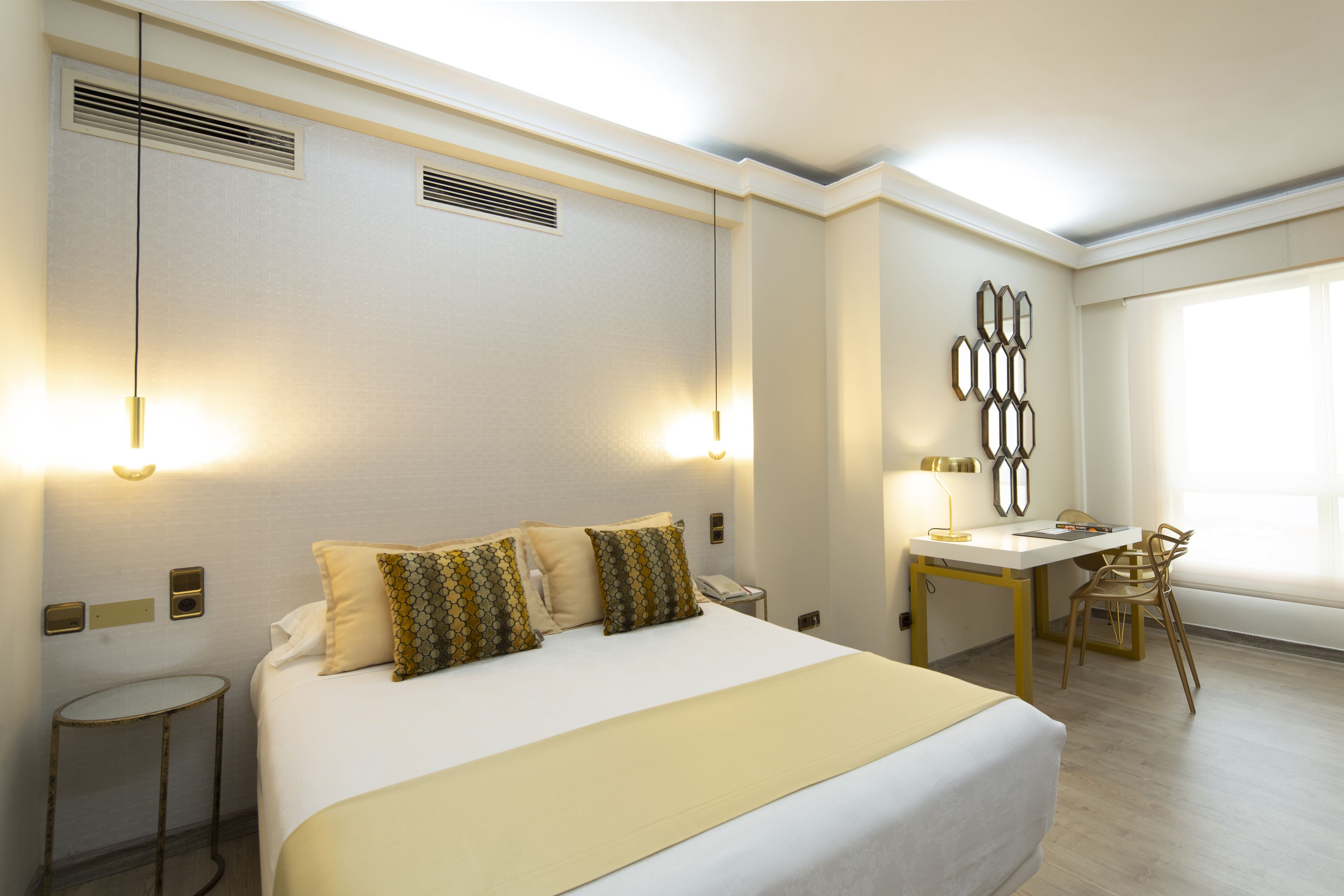 1 bedroom, minibar, in-room safe, desk