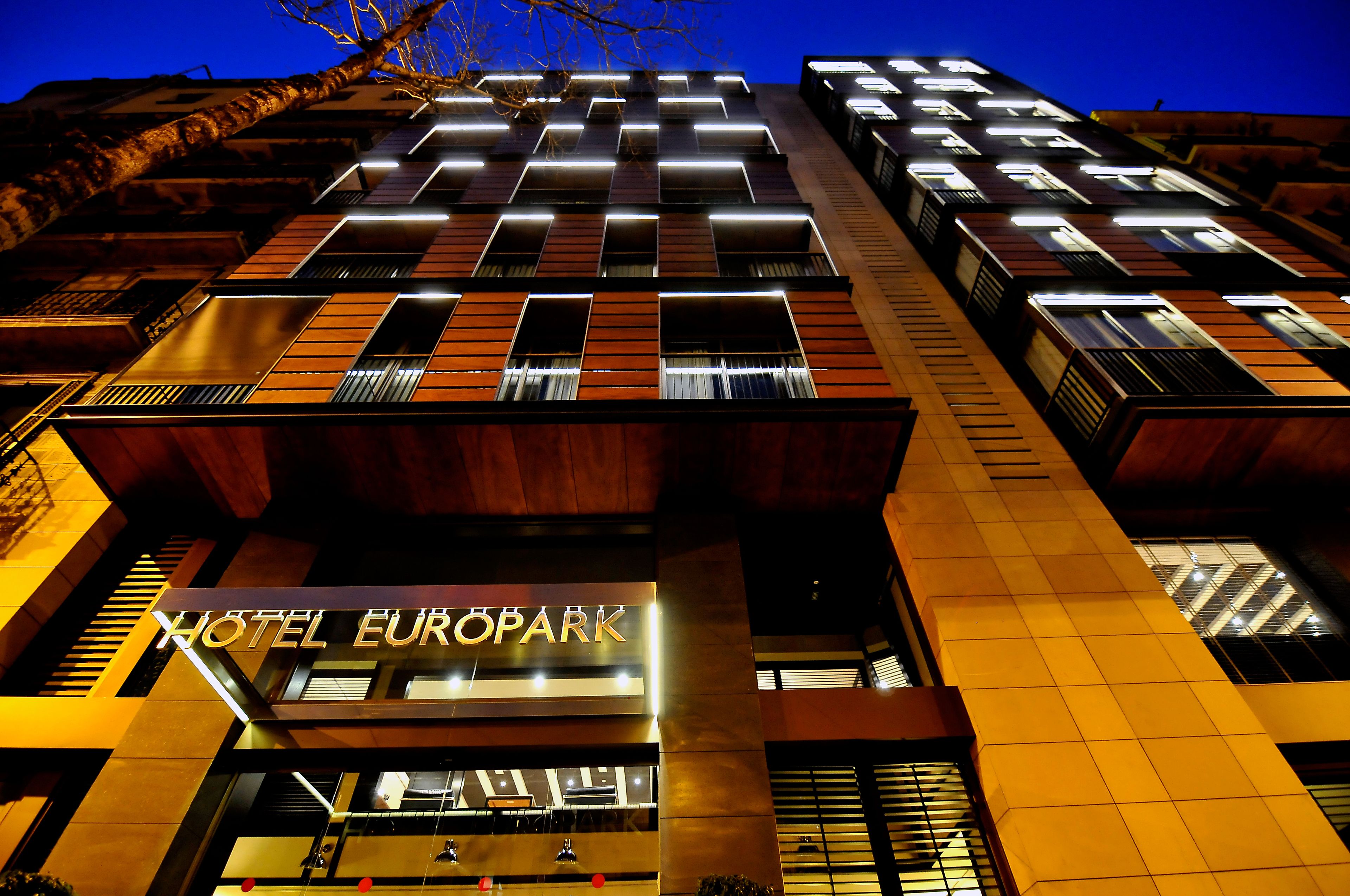 A modern hotel building with a prominent sign reading "HOTEL EURO PARK".