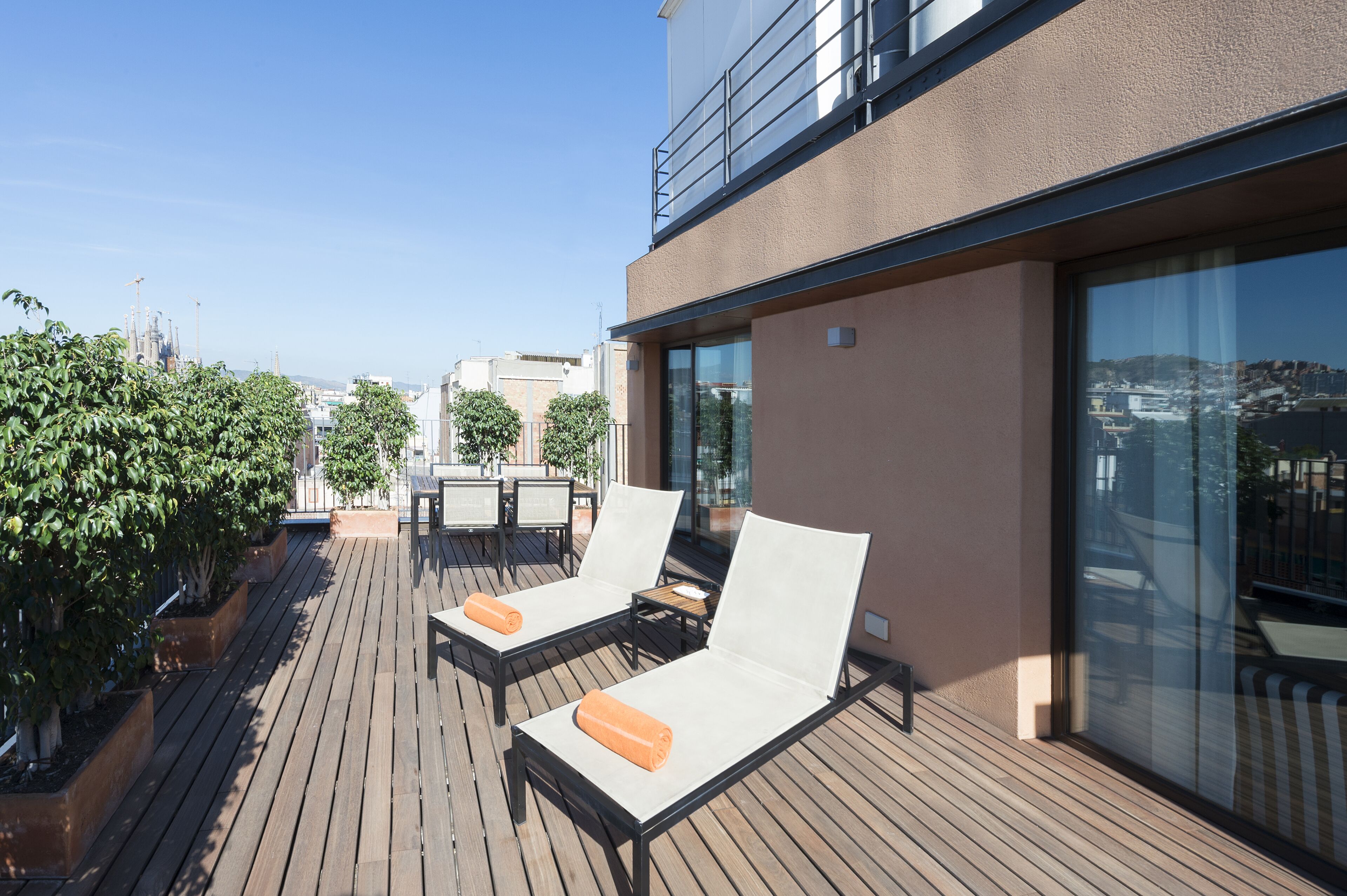 Junior-Zimmer, Terrasse | Pool | Außenpool (je nach Saison geöffnet)