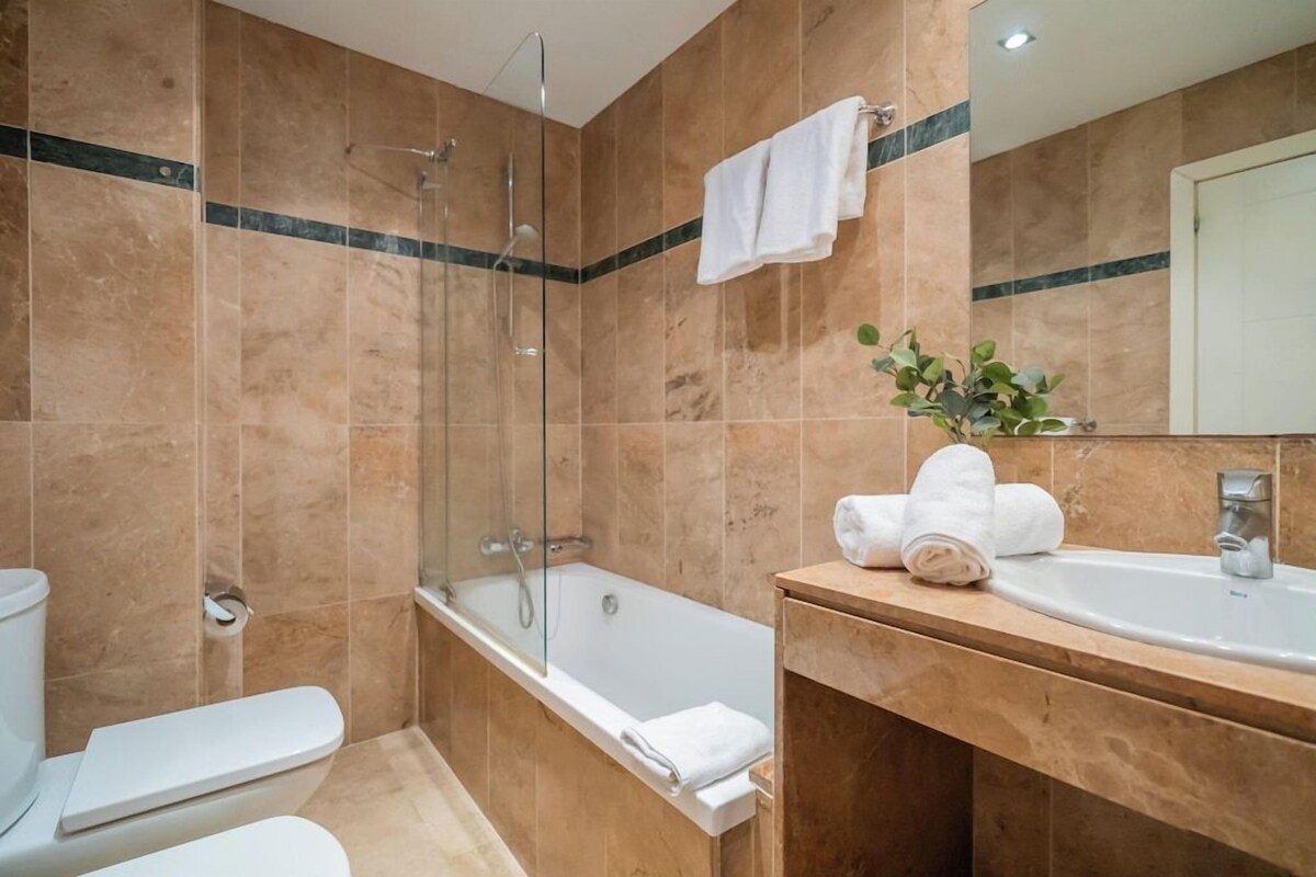 Bagno | Combinazione doccia/vasca, asciugacapelli, bidet, asciugamani