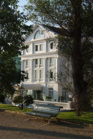 Exterior - Hotel Hoyuela (Santander)