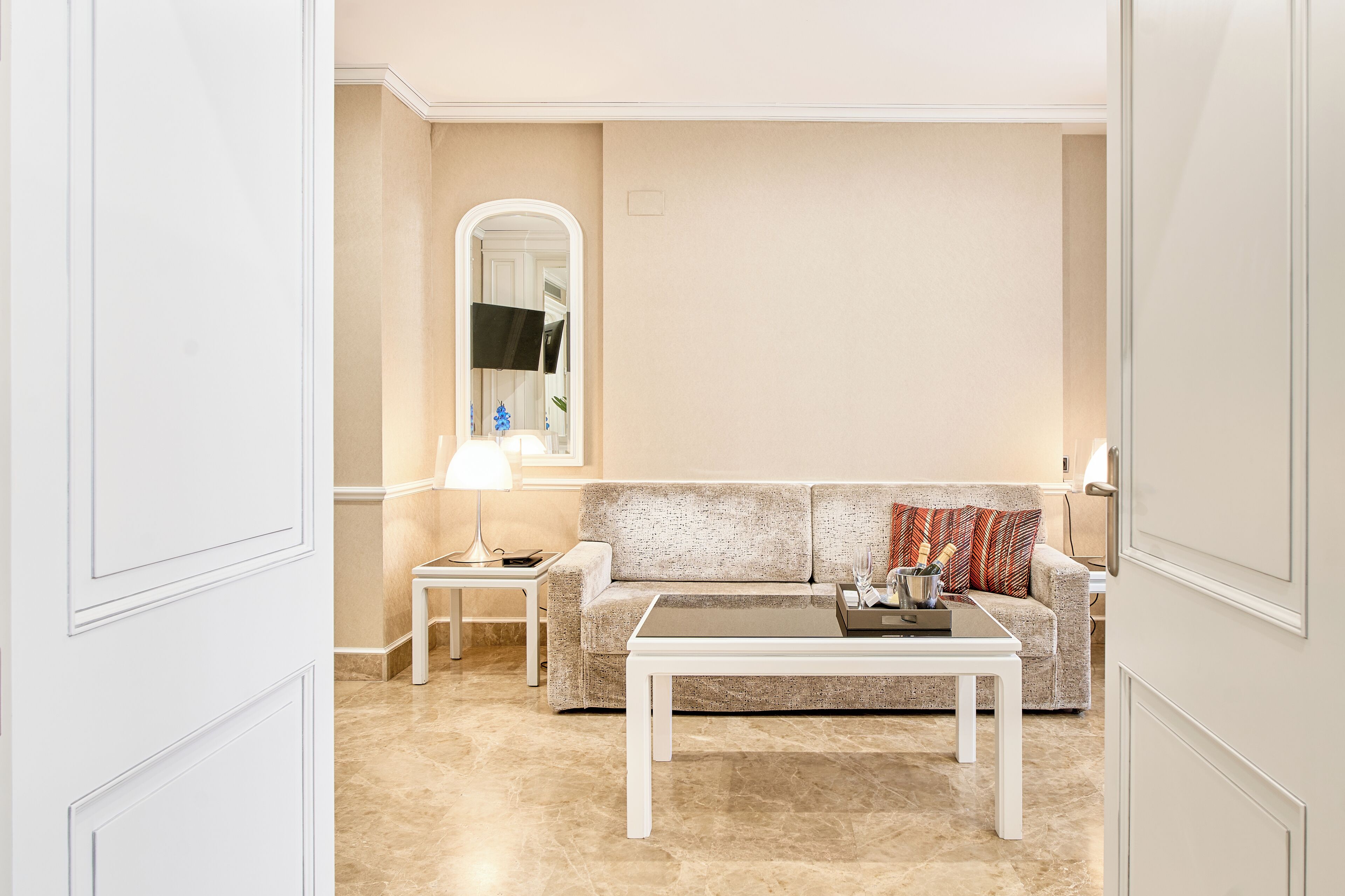 suite, terrace | 1 bedroom, egyptian cotton sheets, premium bedding, minibar