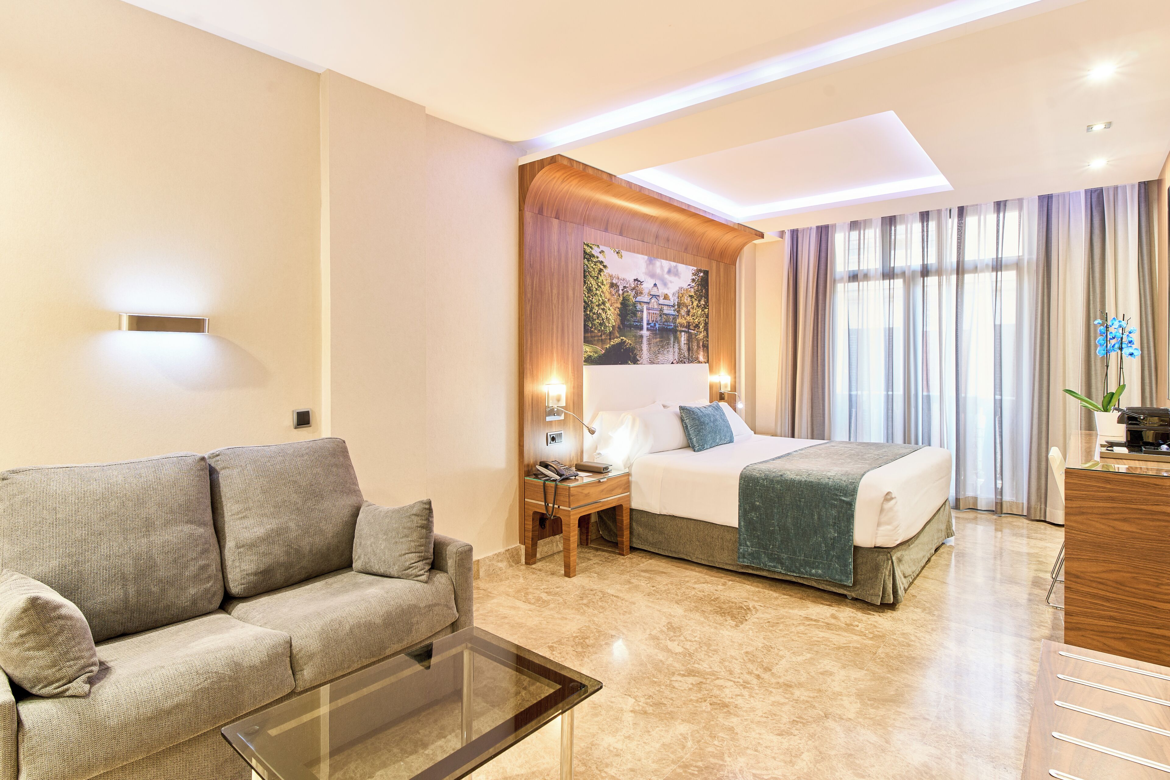 1 bedroom, egyptian cotton sheets, premium bedding, minibar